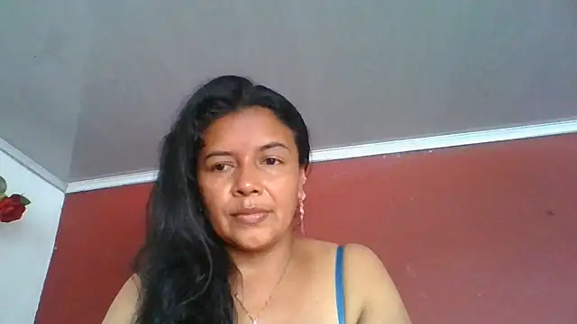 Snapshot of DianaOchoa_ chatting on 06-19-26, 08:36 DianaOchoa online show from 06-19-26, 08:36