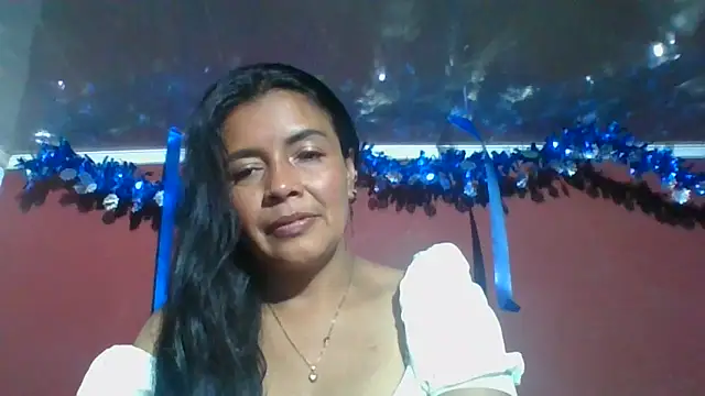 DianaOchoa  online show from 12-18-25, 08:52