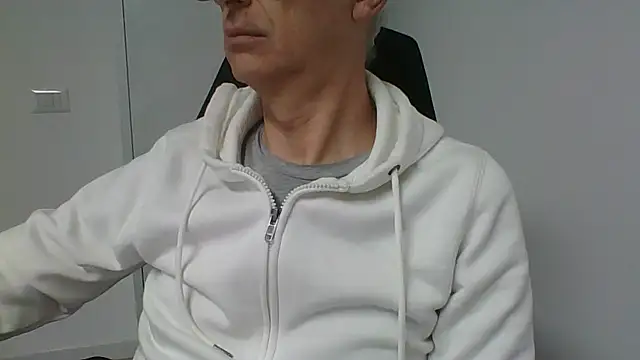 Sensor2000 online show from 01-14-26, 01:59