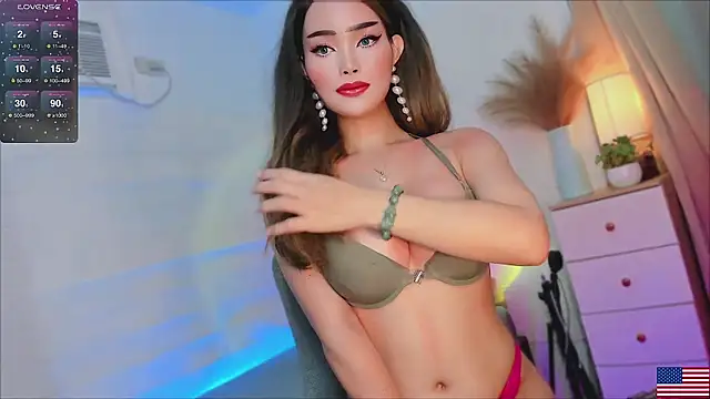 Queen Of all Media online show from 04-07-26, 07:37