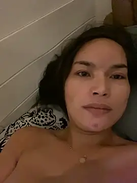 Queen Of all Media online show from 09-25-25, 08:53