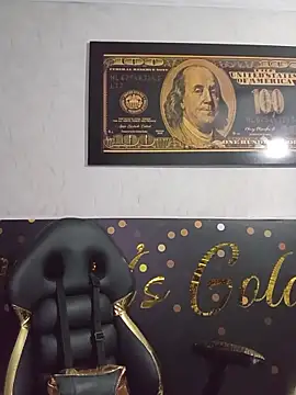 candy  fox  online show from 11-27-25, 11:54