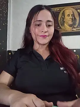 candy  fox  online show from 11-20-25, 02:40