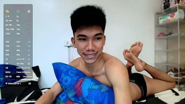 Ur pinoyhotbrix online show from 11-03-25, 03:01