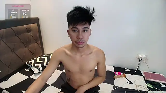 Ur pinoyhotbrix online show from 03-11-26, 02:55