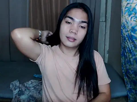 Simple Martina online show from 12-17-25, 01:43