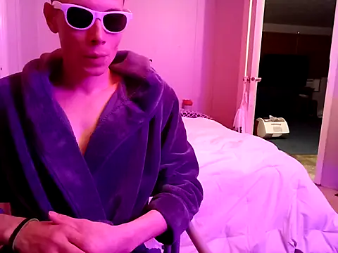 Snapshot of LiftedMegabyte chatting on 09-25-25, 01:11 LiftedMegabyte online show from 09-25-25, 01:11