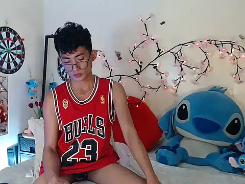 good boy in bed online show from 01-13-26, 08:13