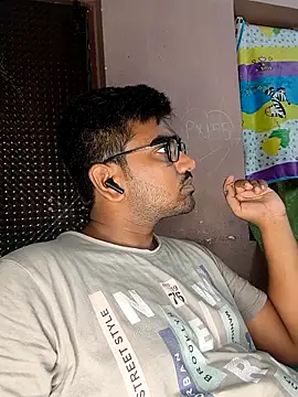Snapshot of Harsha_Happy chatting on 10-08-25, 04:58 Harsha Happy online show from 10-08-25, 04:58