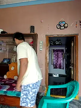 Snapshot of Harsha_Happy chatting on 10-18-25, 05:20 Harsha Happy online show from 10-18-25, 05:20