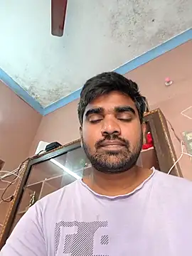 Snapshot of Harsha_Happy chatting on 10-16-25, 02:31 Harsha Happy online show from 10-16-25, 02:31
