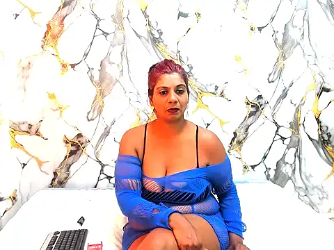 Snapshot of indianerotica69 chatting on 09-10-25, 05:50 indianerotica69 online show from 09-10-25, 05:50