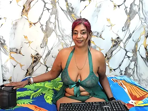 Snapshot of indianerotica69 chatting on 09-21-25, 07:46 indianerotica69 online show from 09-21-25, 07:46