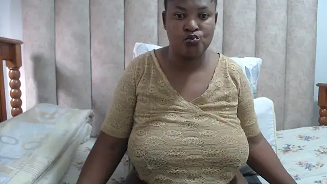 Snapshot of Sexybusty01 chatting on 09-09-25, 07:29 Sexybusty01 online show from 09-09-25, 07:29