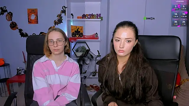 Snapshot of miki-niki chatting on 10-30-25, 02:25 miki-niki online show from 10-30-25, 02:25