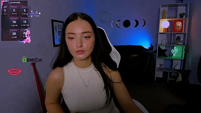 Snapshot of miki-niki chatting on 10-02-25, 12:30 miki-niki online show from 10-02-25, 12:30