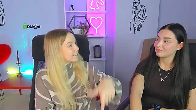 Snapshot of miki-niki chatting on 09-17-25, 04:09 miki-niki online show from 09-17-25, 04:09