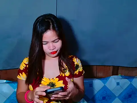 Snapshot of asian_pinaydaniela chatting on 09-13-25, 03:17 asian pinaydaniela online show from 09-13-25, 03:17