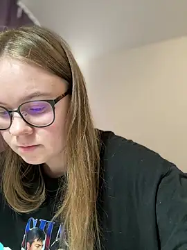  CherryBloom  online show from 04-22-26, 08:32