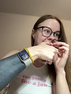  CherryBloom  online show from 02-03-26, 02:33