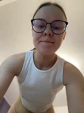  CherryBloom  online show from 10-25-25, 03:56