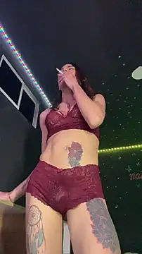 naho love online show from 11-20-25, 06:14