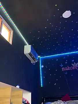 Snapshot of naho_love chatting on 09-21-25, 01:49 naho love online show from 09-21-25, 01:49