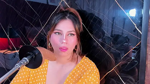 abby blond  online show from 10-03-25, 12:50