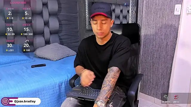 jaze bradley online show from 10-02-25, 05:16