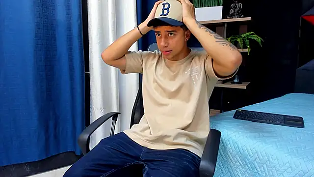 jaze bradley online show from 11-15-25, 12:20