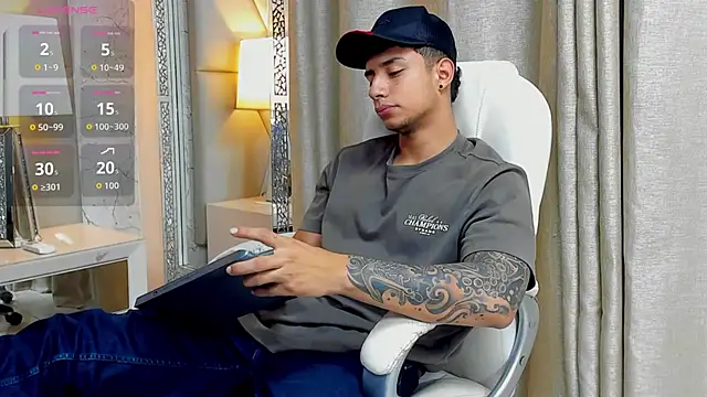 jaze bradley online show from 10-11-25, 11:44