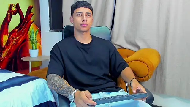 jaze bradley online show from 09-10-25, 11:42