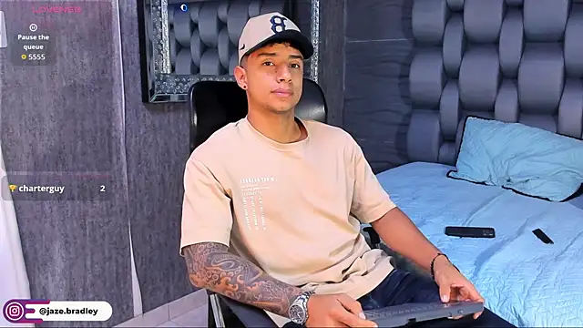 jaze bradley online show from 10-15-25, 11:40