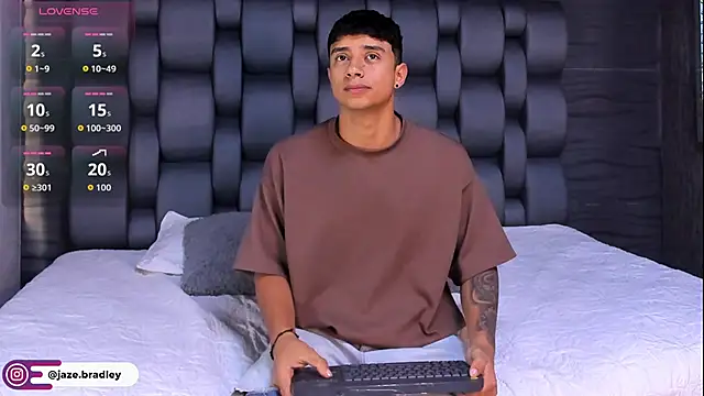 jaze bradley online show from 10-21-25, 11:31