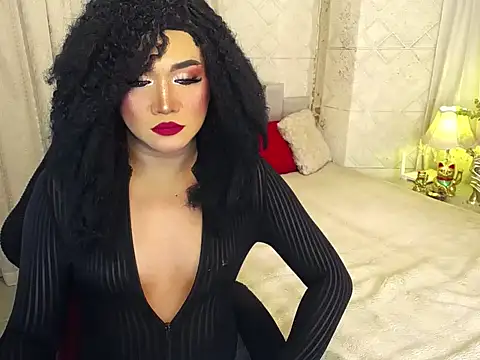 UrsweetAliyah online show from 05-18-26, 10:03