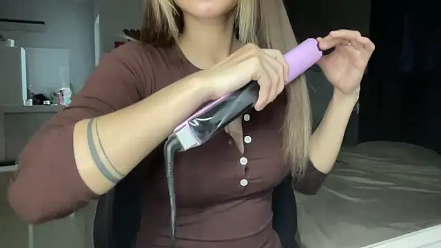 Min sara69 online show from 03-19-26, 04:01