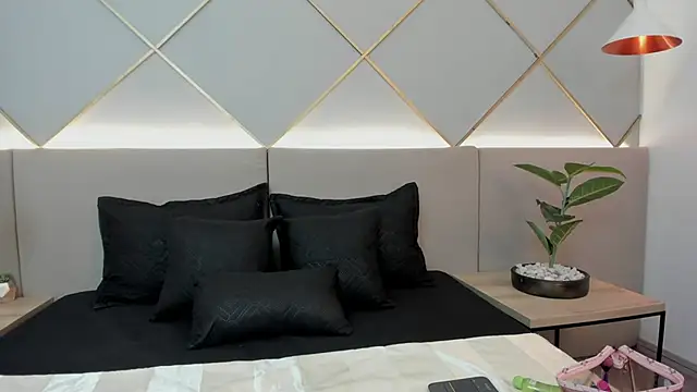 Snapshot of ValeSantoDomingo chatting on 03-18-26, 10:54 ValeSantoDomingo online show from 03-18-26, 10:54