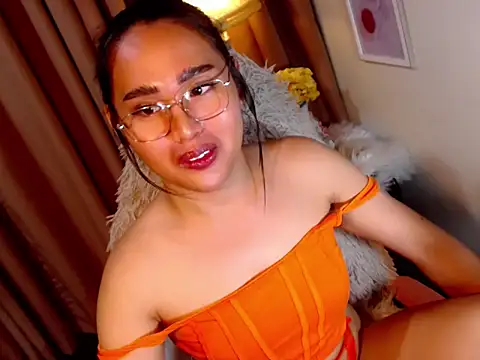 urmidnightcravingsxx online show from 04-20-26, 04:15