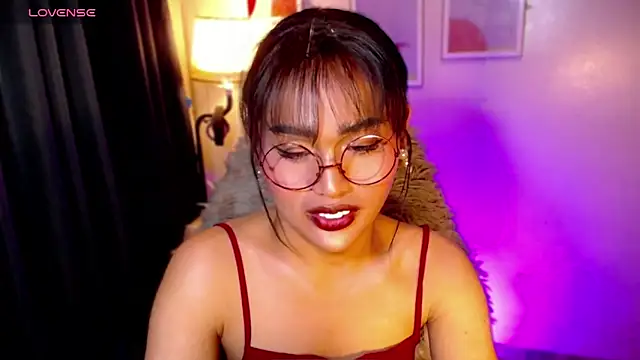 urmidnightcravingsxx online show from 06-11-26, 03:58