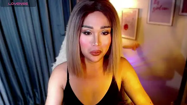 urmidnightcravingsxx online show from 05-27-26, 07:43