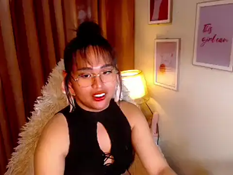 urmidnightcravingsxx online show from 04-09-26, 12:45