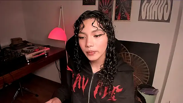 Nati     online show from 02-25-26, 04:34