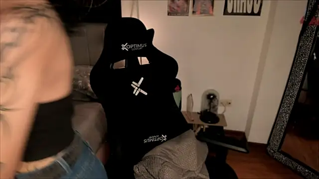 Nati     online show from 10-30-25, 04:22