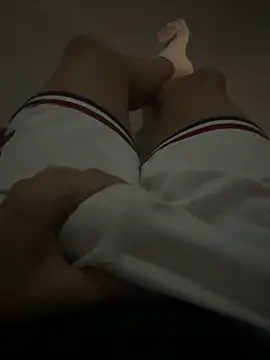 Snapshot of emirbaranpolat chatting on 10-09-25, 06:30 emirbaranpolat online show from 10-09-25, 06:30