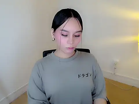 holly tabby online show from 01-13-26, 10:03