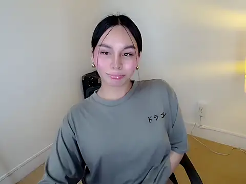 holly tabby online show from 02-01-26, 01:15