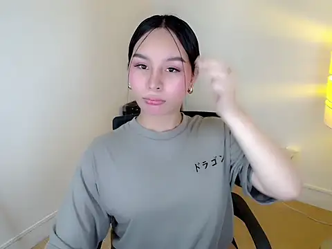 holly tabby online show from 01-05-26, 09:07