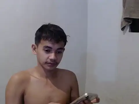 Snapshot of jaybot_jayxx chatting on 11-27-25, 01:11 jaybot jayxx online show from 11-27-25, 01:11