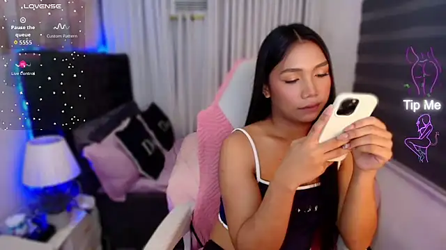 naughtyjayde online show from 04-28-26, 02:27