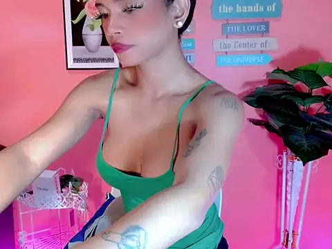 Sweet ThaliaXX online show from 09-12-25, 03:06